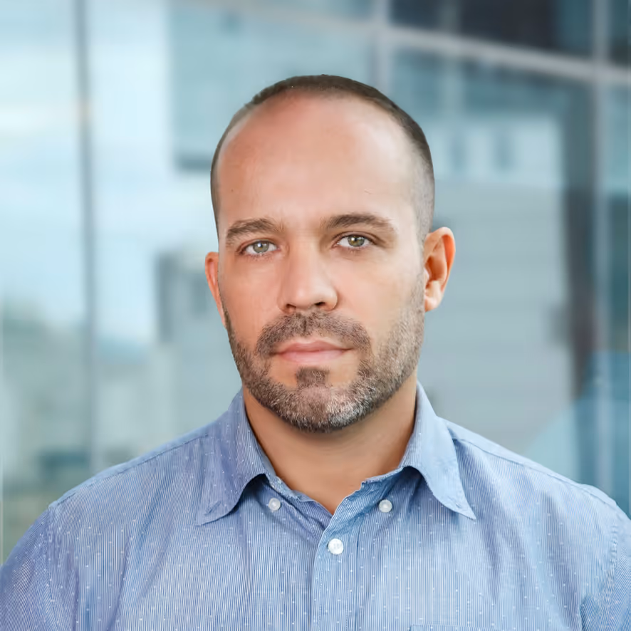 Rodrigo Alvarenga headshot